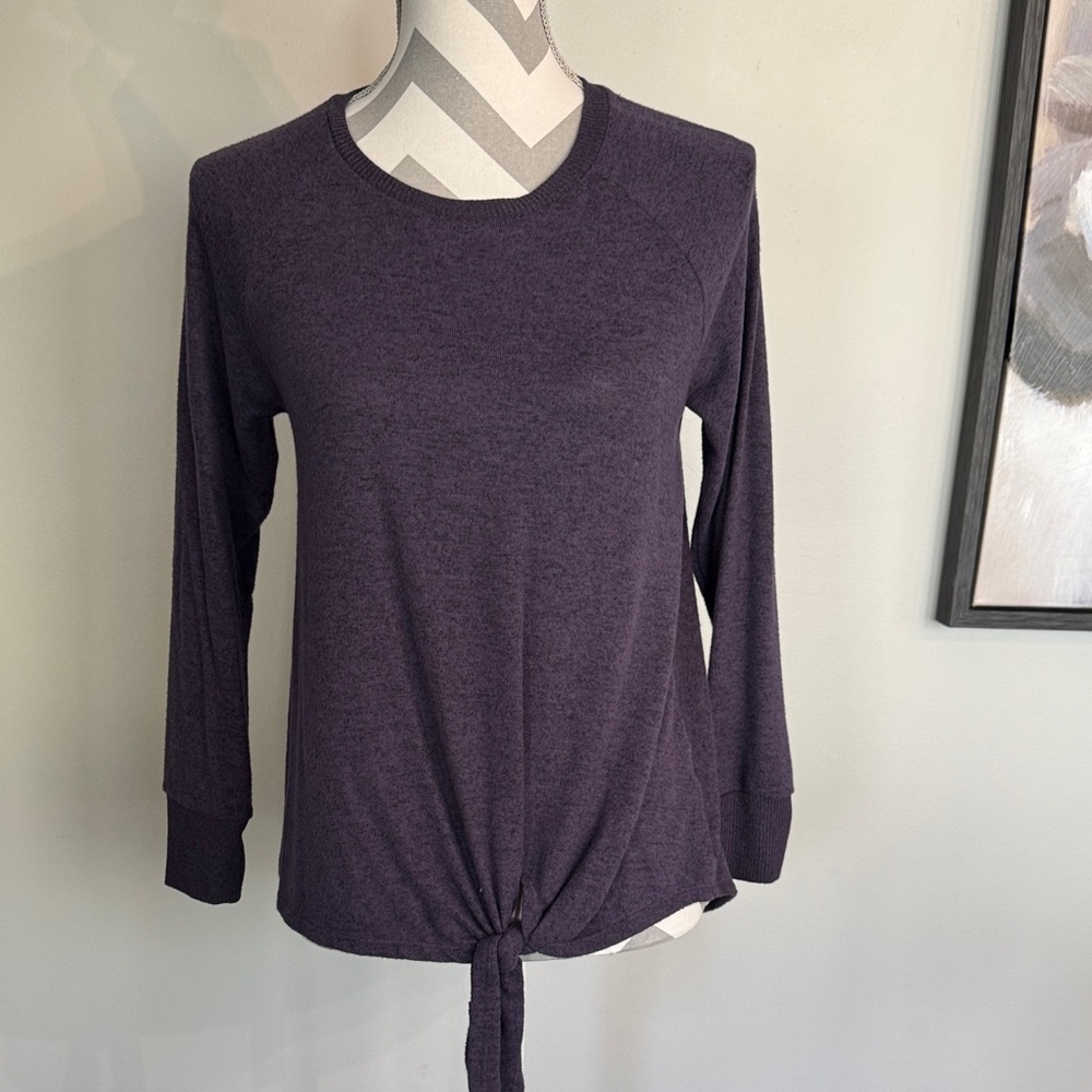 Gibson Long-Sleeve Tie-Front Sweater  in Deep Plum